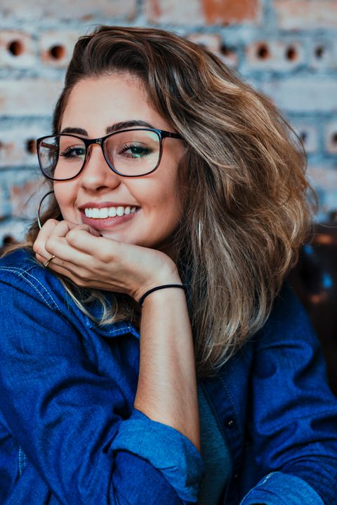 Shoulder length waves
